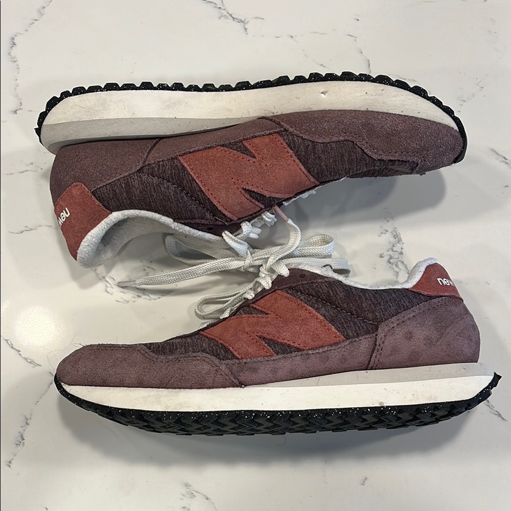 New Balance Burgundy and Red Women's Sneakers
